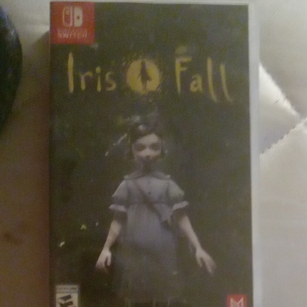 Nintendo Iris Fall Game - Black and Yellow Cover